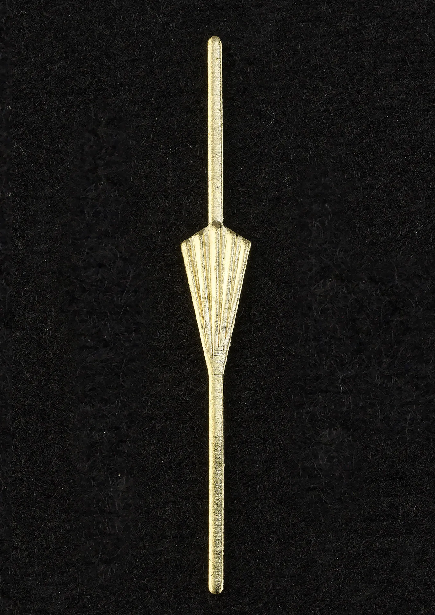 C90037  Arrow Head Straight Link 45mm Gold